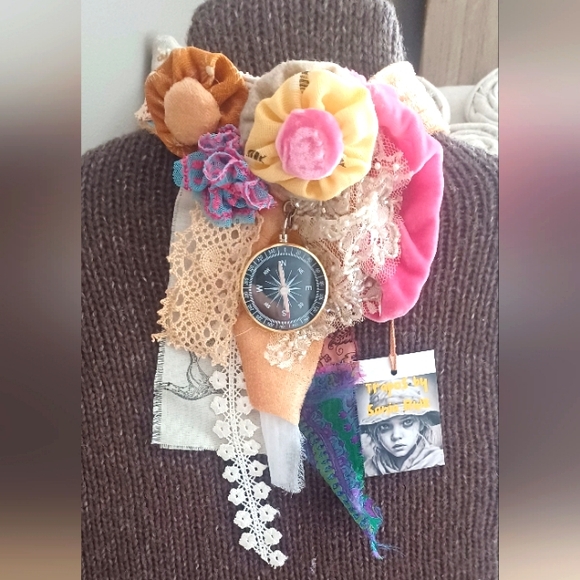 Upcycled Chocker Necklace: - Picture 4 of 9